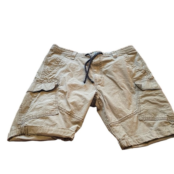 Levis Denizen Men's Cargo Shorts
Tan Brown Size 36 Waist Button
Drawstring - Picture 1 of 9